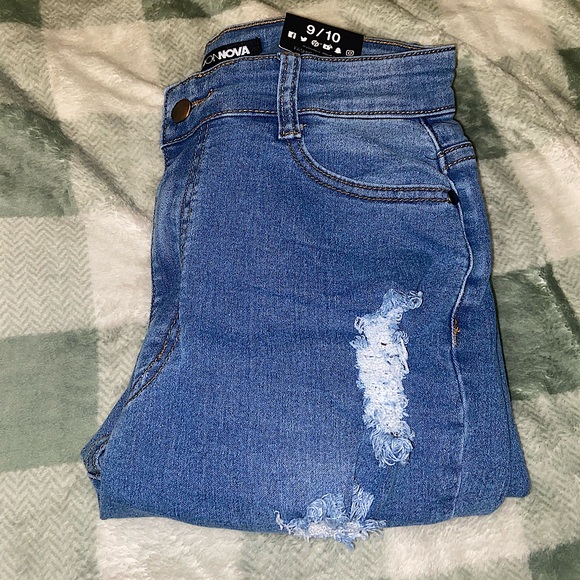 Fashion Nova High-Rise Skinny Jeans - Picture 4 of 4